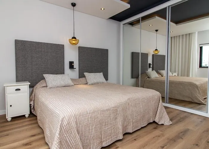 Oasis By Ici Apartment